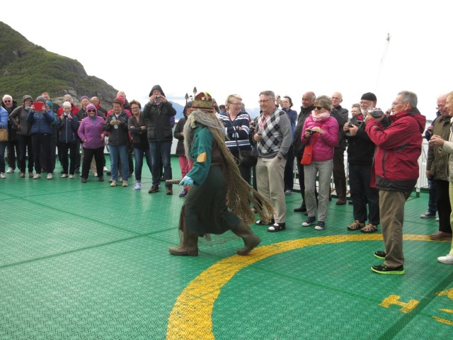 Hurtigruten_2015-06-20_10-27-1
